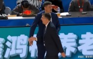 领先18分都能输！杜锋的“老寒腿组合”，到底在想什么？